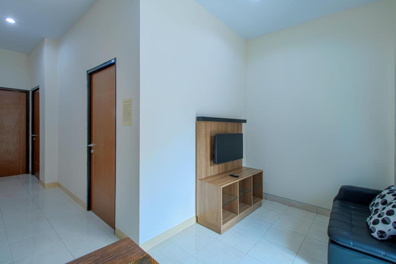 Karana House Syariah Hotel Melati Buitenkant foto