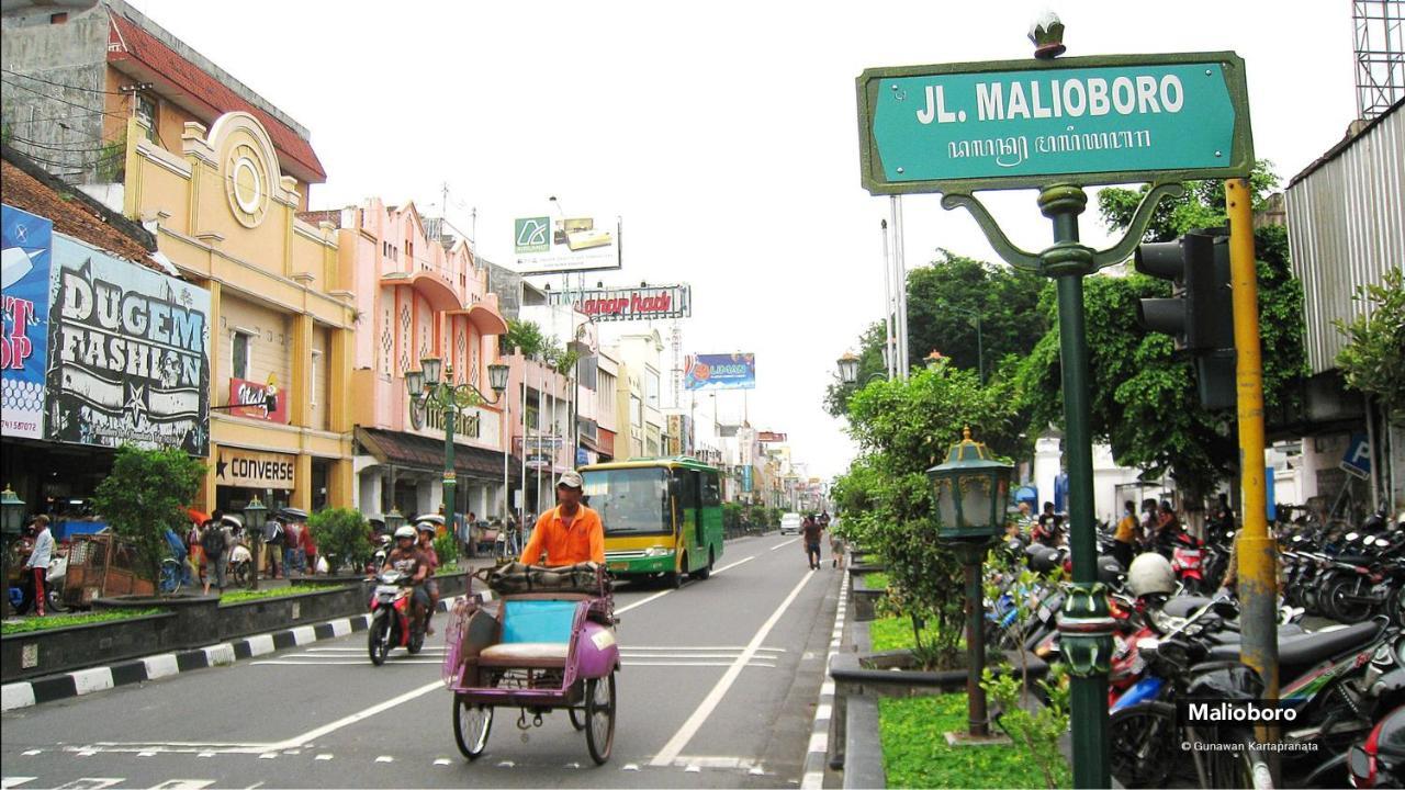 Karana House Syariah Hotel Melati Buitenkant foto